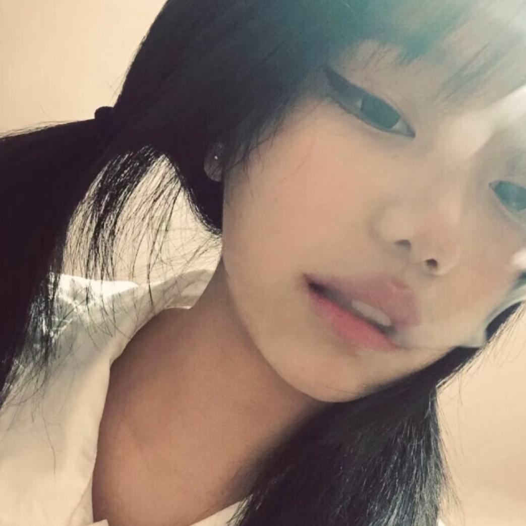 女主