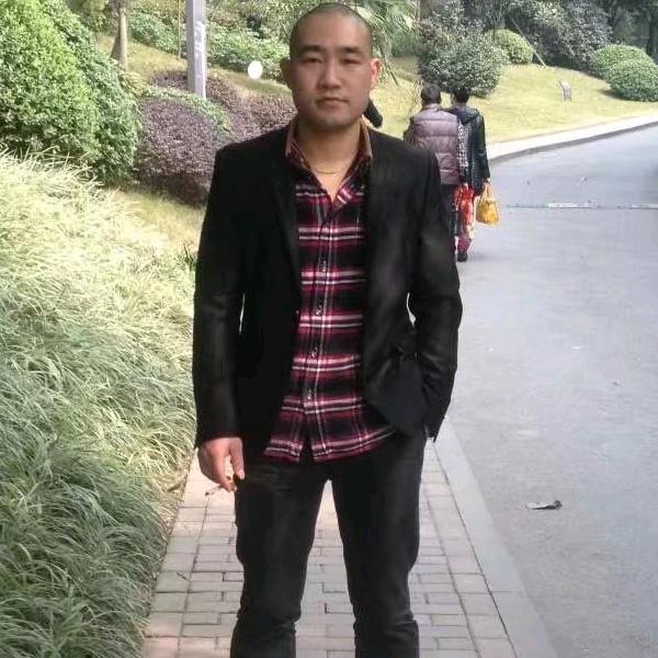 蔣筅苼（木门安装）