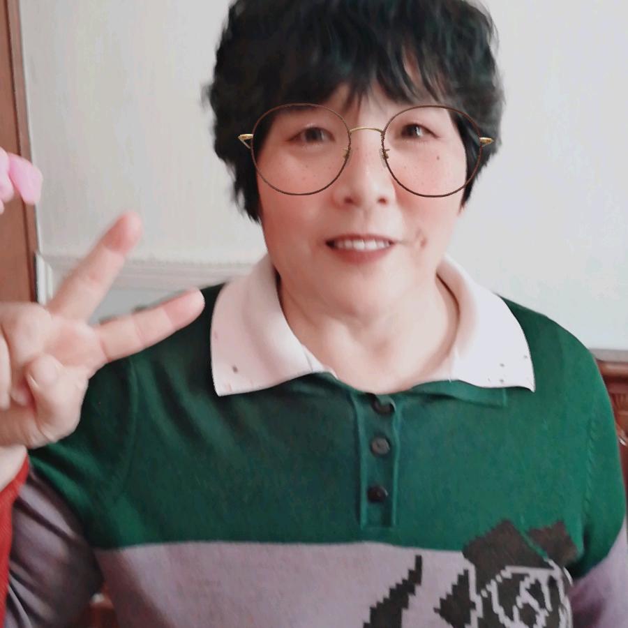 俩个小棉袄妈妈