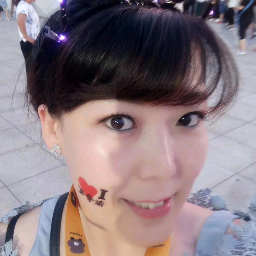 娜造型