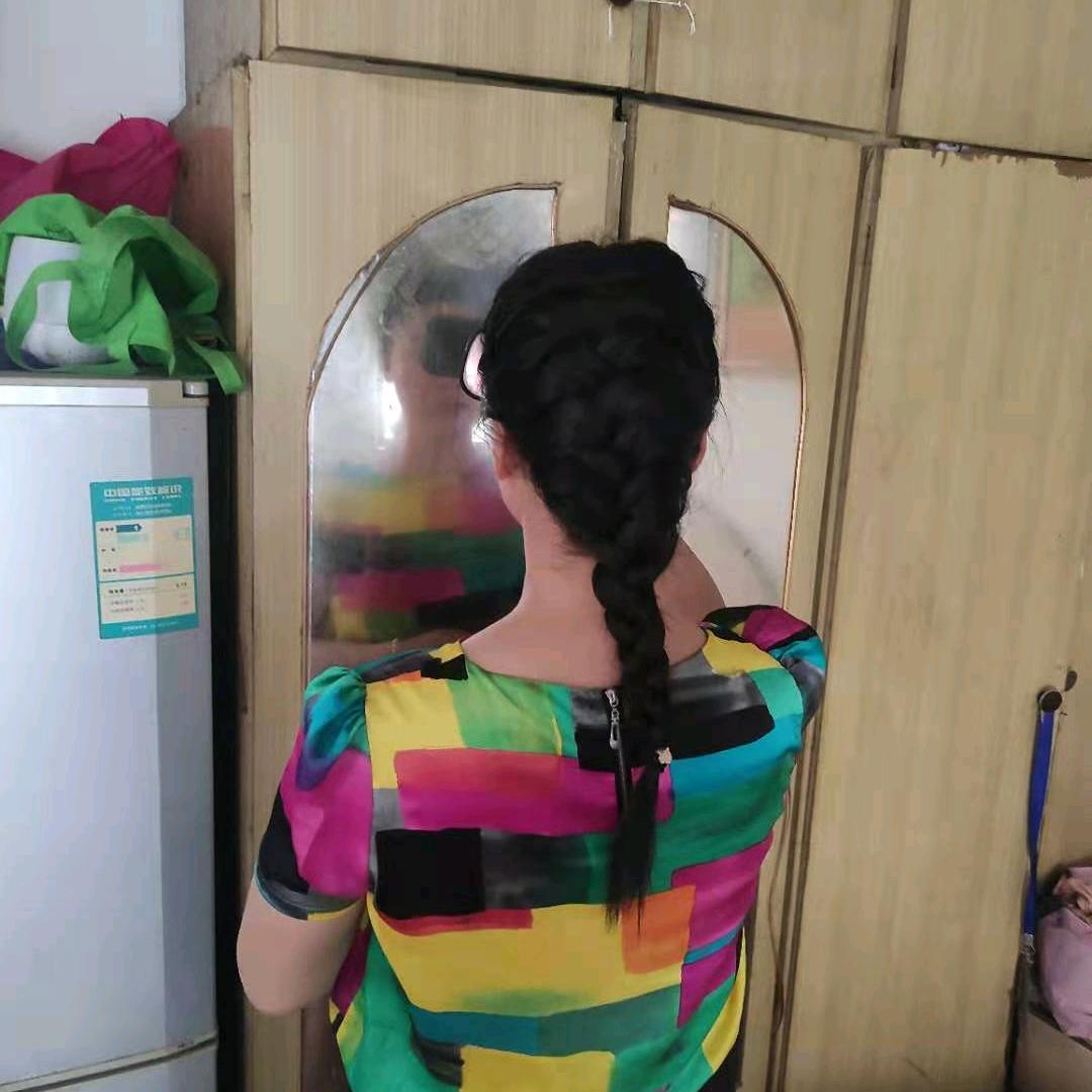 儿女一家四口真幸福