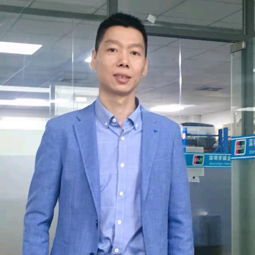 尹启臣