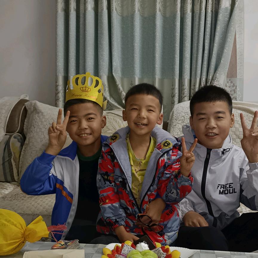 ，，，，，，，，，，