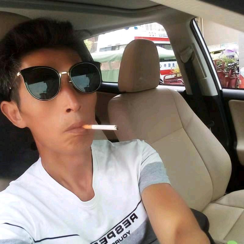 伪装的坚强