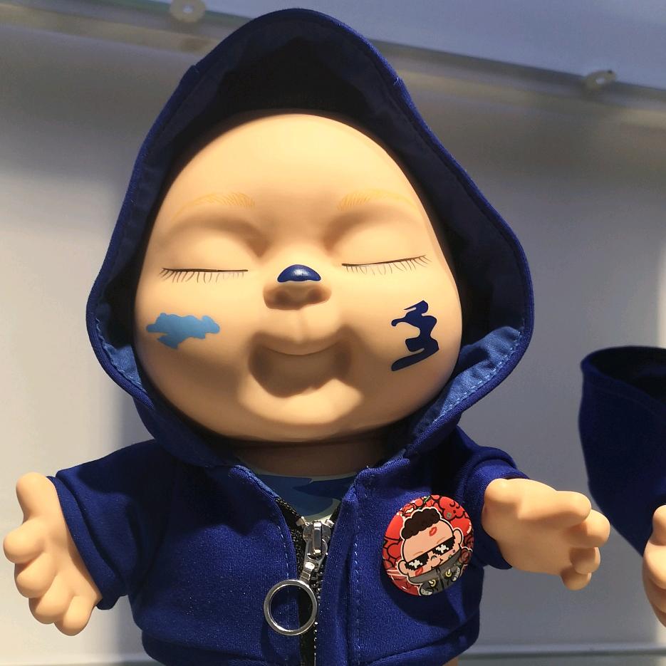嗨，我是黄先生，