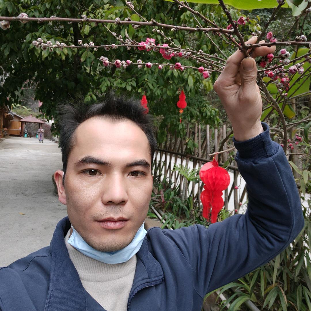 卜杰建材:瓷砖、岩板、外墙仿石漆、日丰管