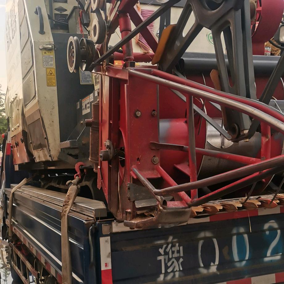 平安幸福一家人夸区收割