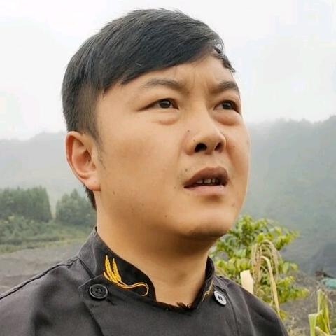 品哥