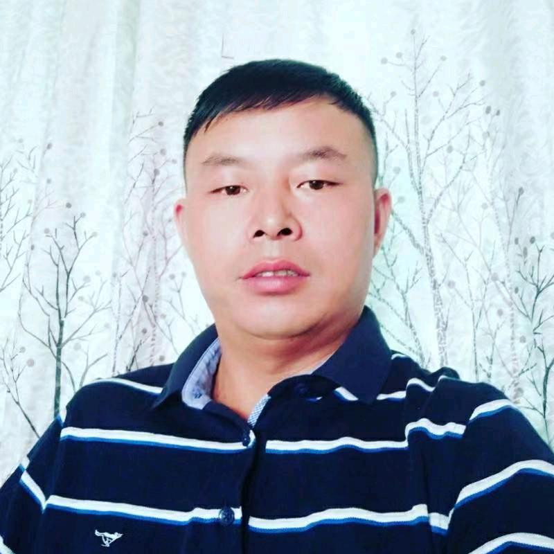 云之南果业丁三哥