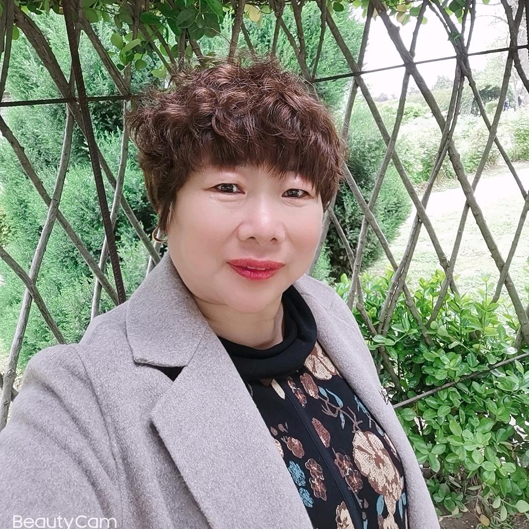 佳美美发店