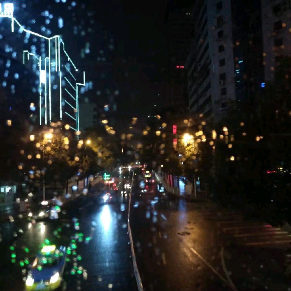 夜晨东