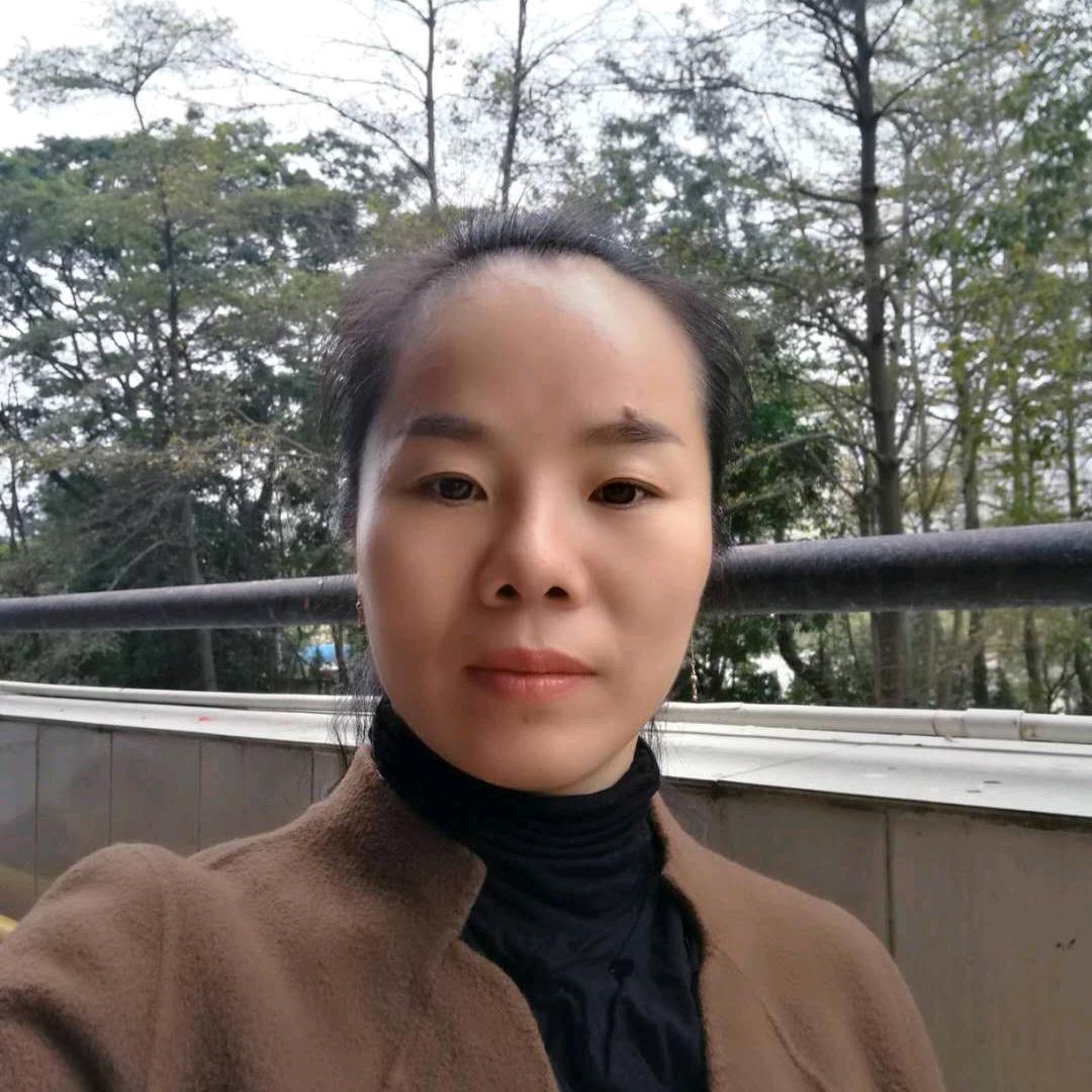 幸福快乐的贵夫人