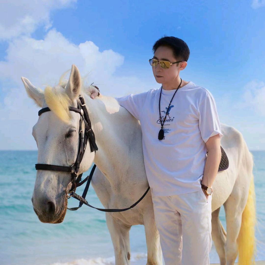 三亚探星娱乐