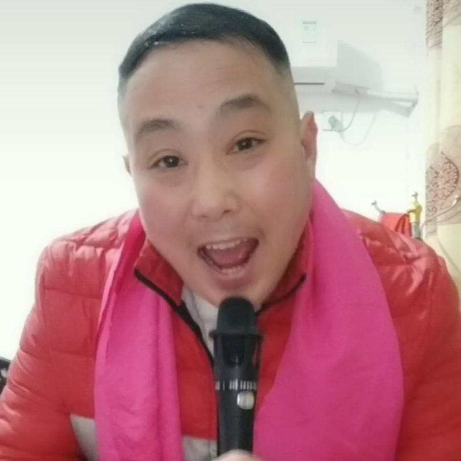 振伟