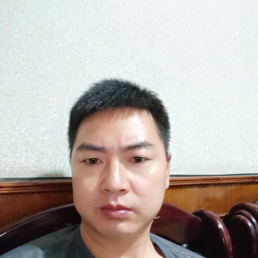 隔壁小王哥