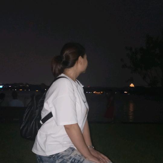 赵梅