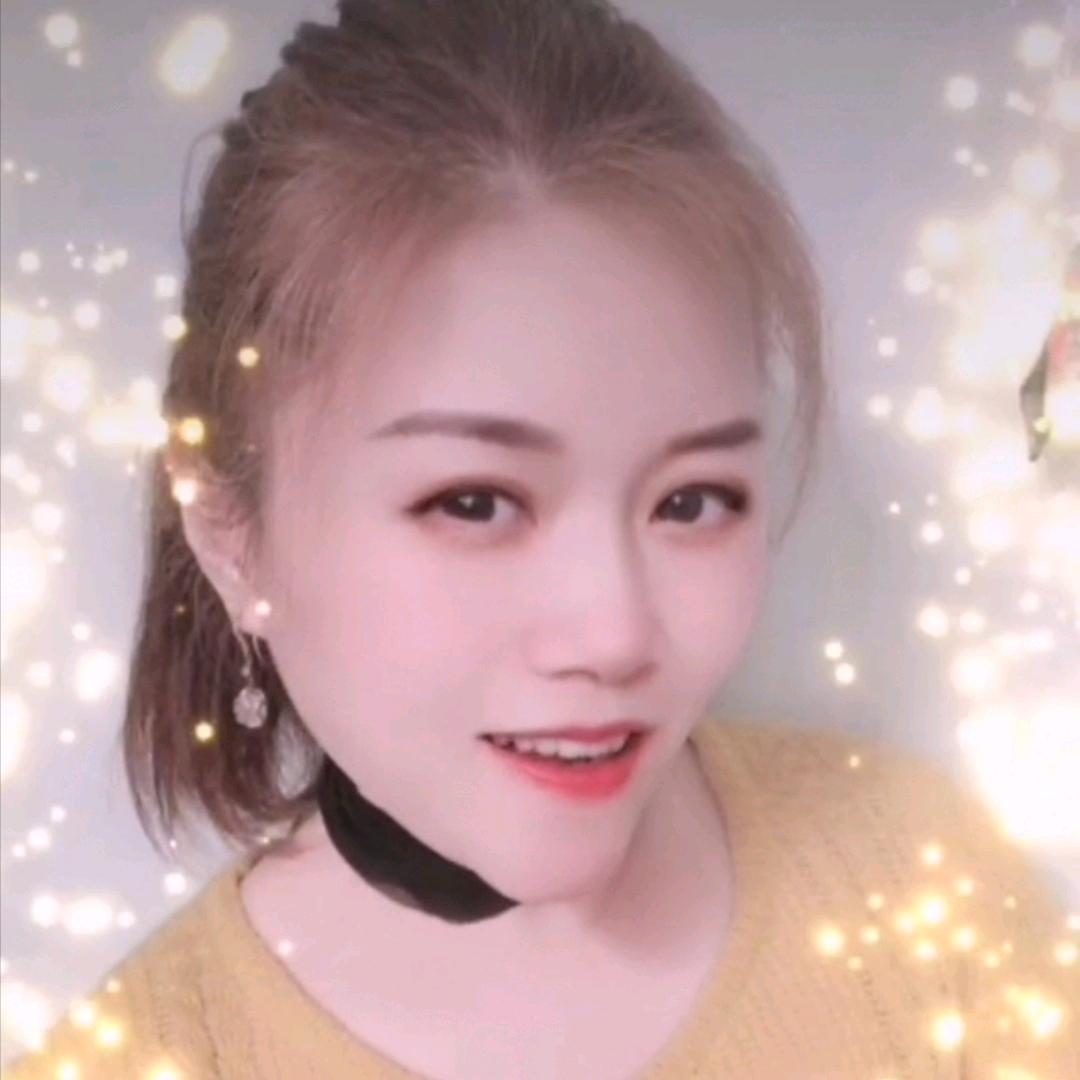 水墨青莲