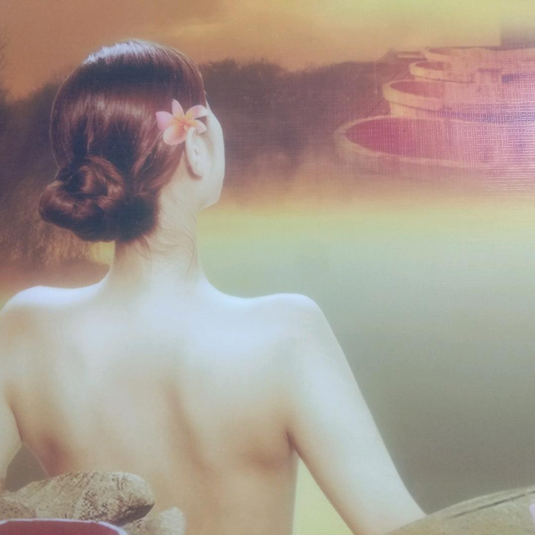 东海县万雅美容店