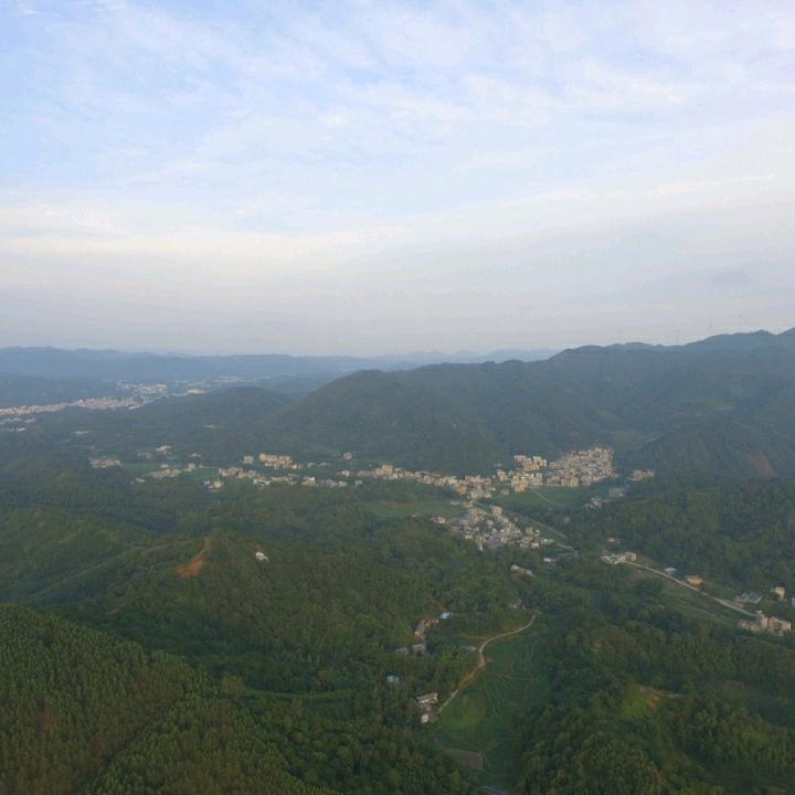 王  哪搁