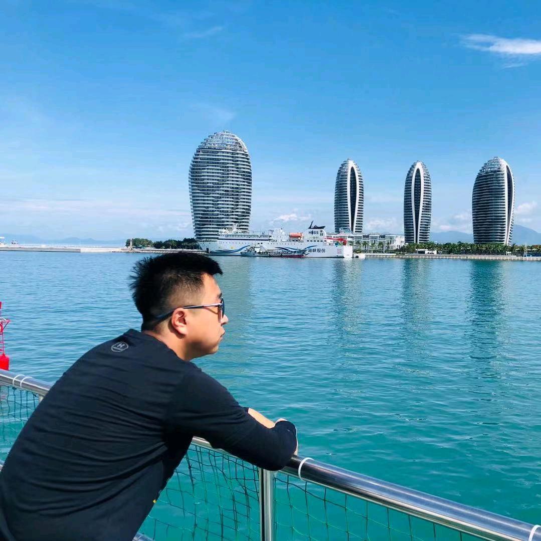 罗旭
