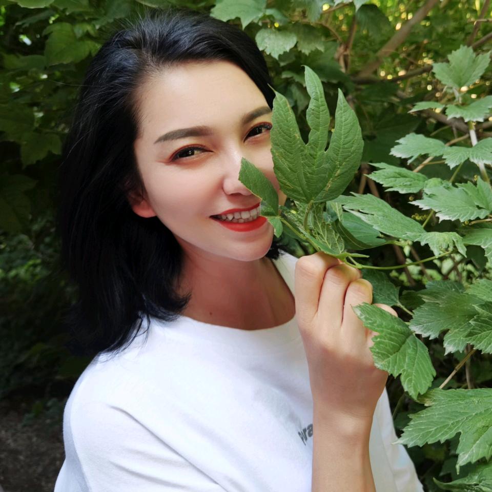 不温柔   不漂亮    不美丽