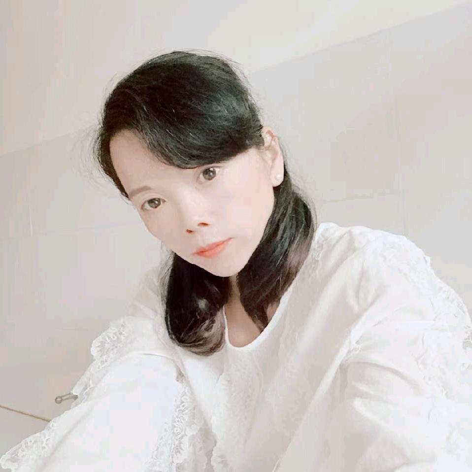 晓龙女