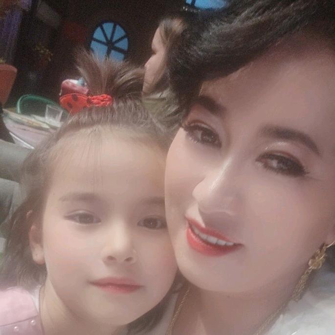 萨董 worldsitr 彩带福公司