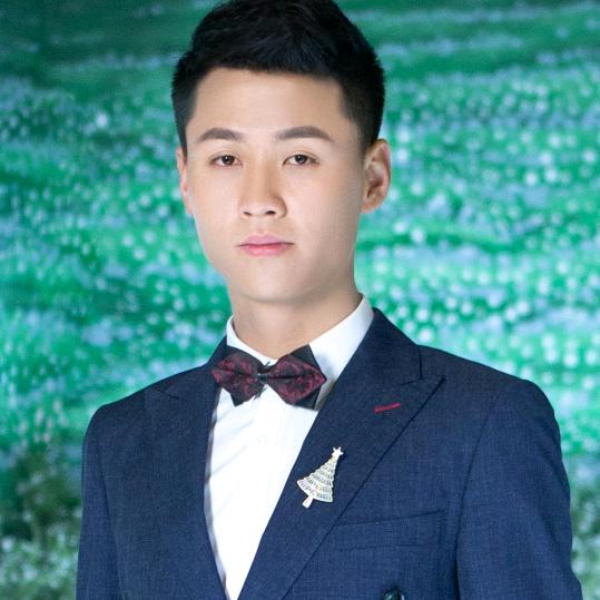 石浩🌈不是十号