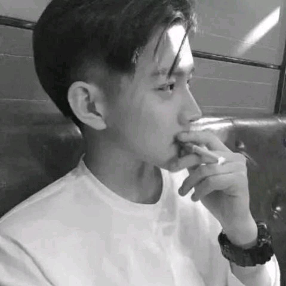 沉默..