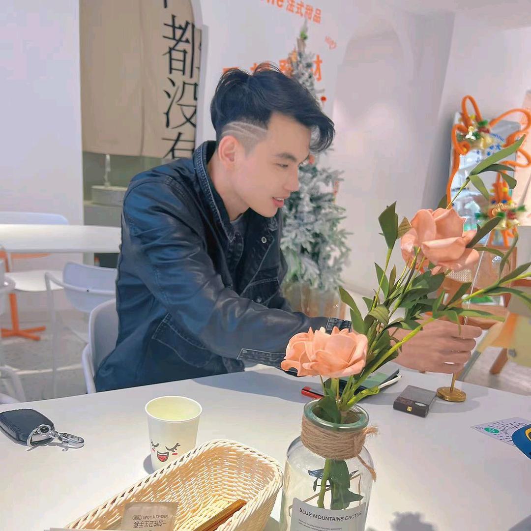 小峰哥🧜‍♂️