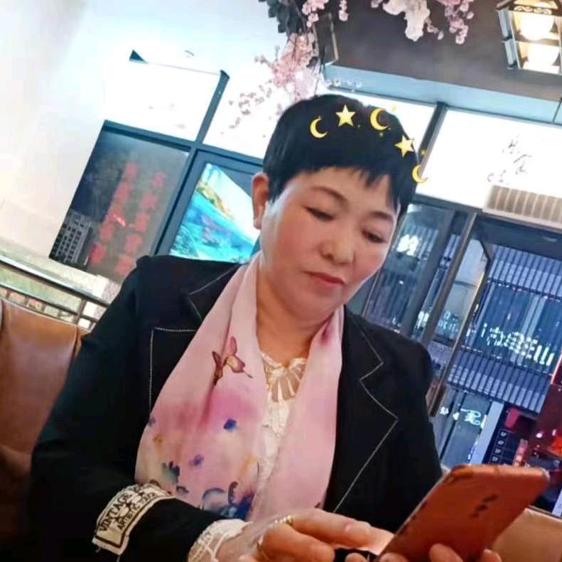 传统文化，花灯，文艺剧团