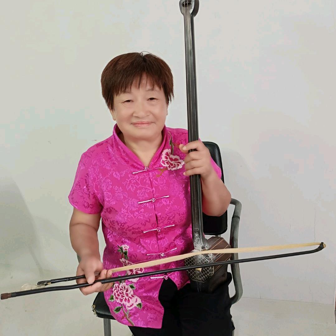 琴书 梁国英
