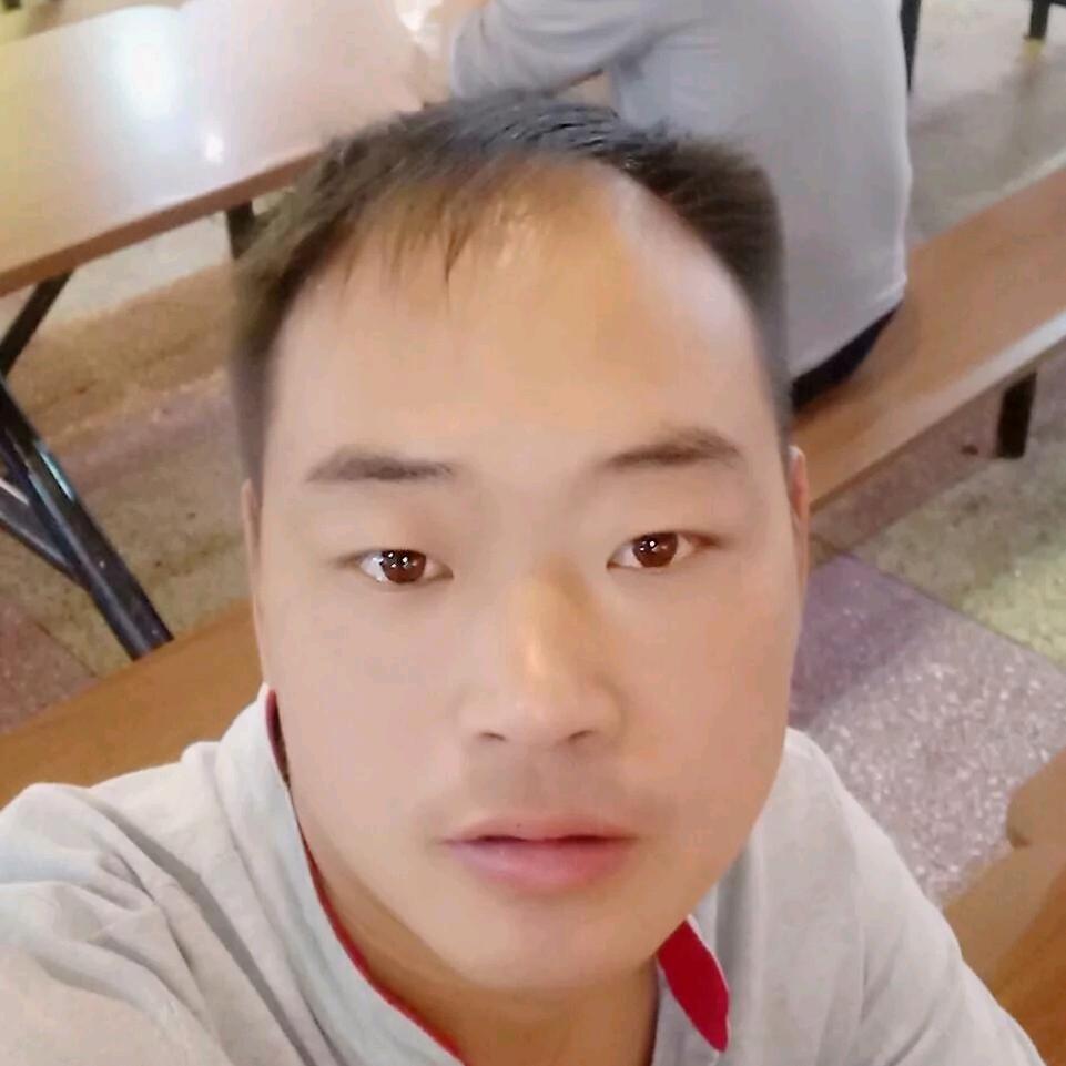 贴砖仝师傅