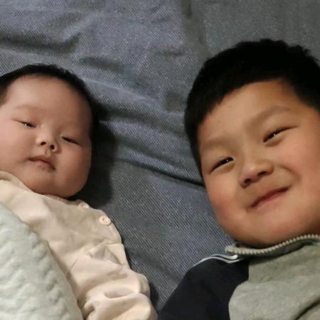 守护俩宝的妈妈（晴晴）