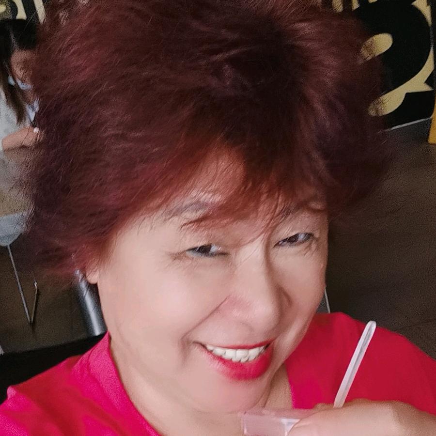 小兔兔🐇💃👭