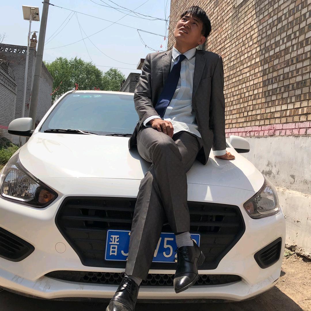 拽猪🐷