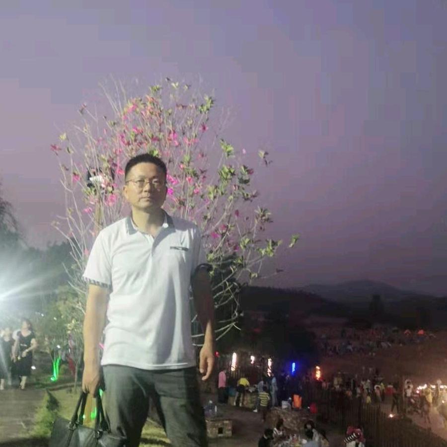 用户8154256392813