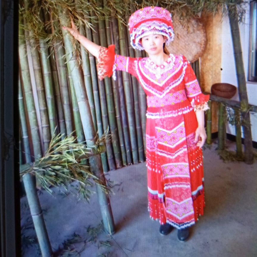 大山里女人