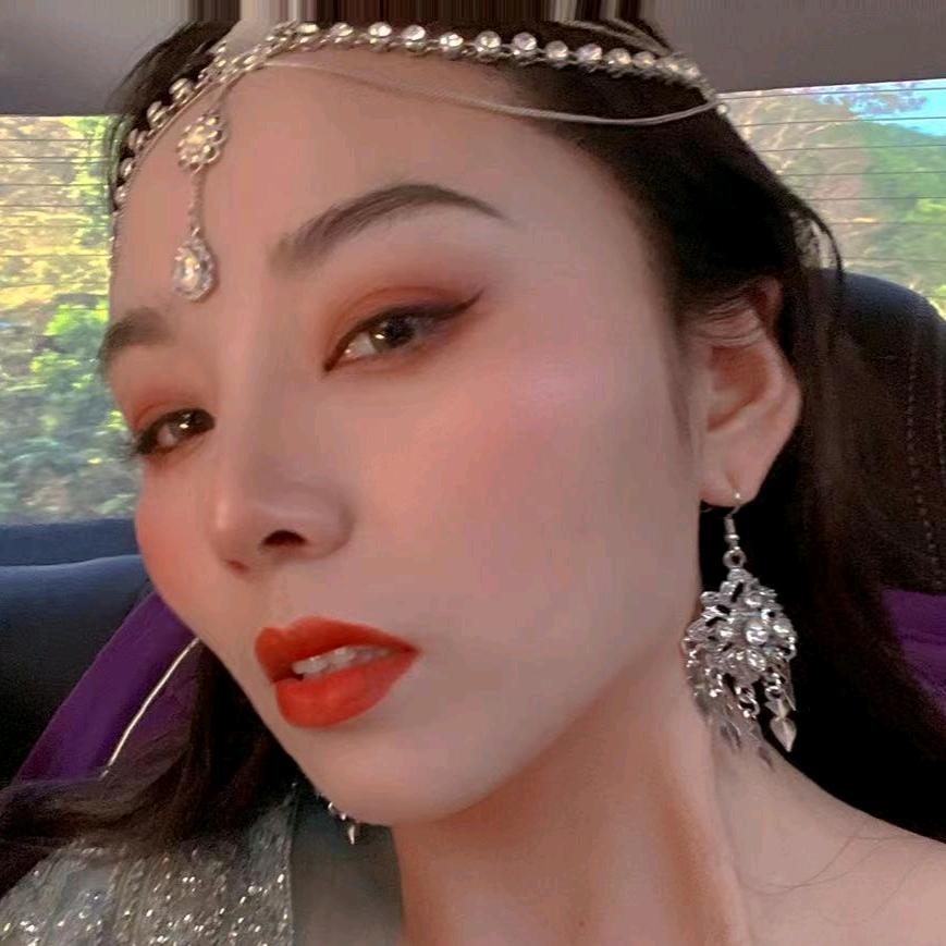 烟花🎆姐姐