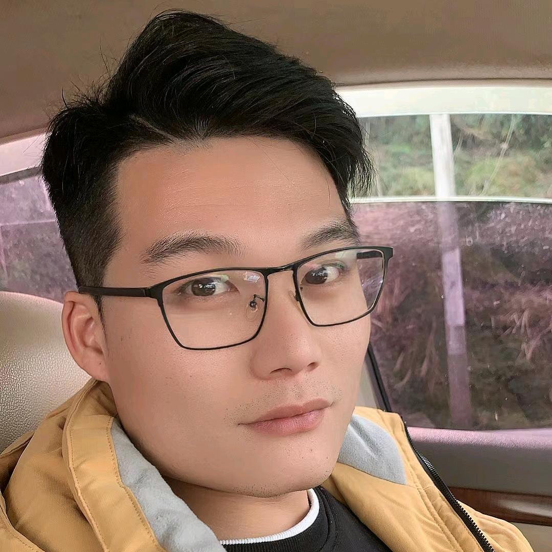 李先生！