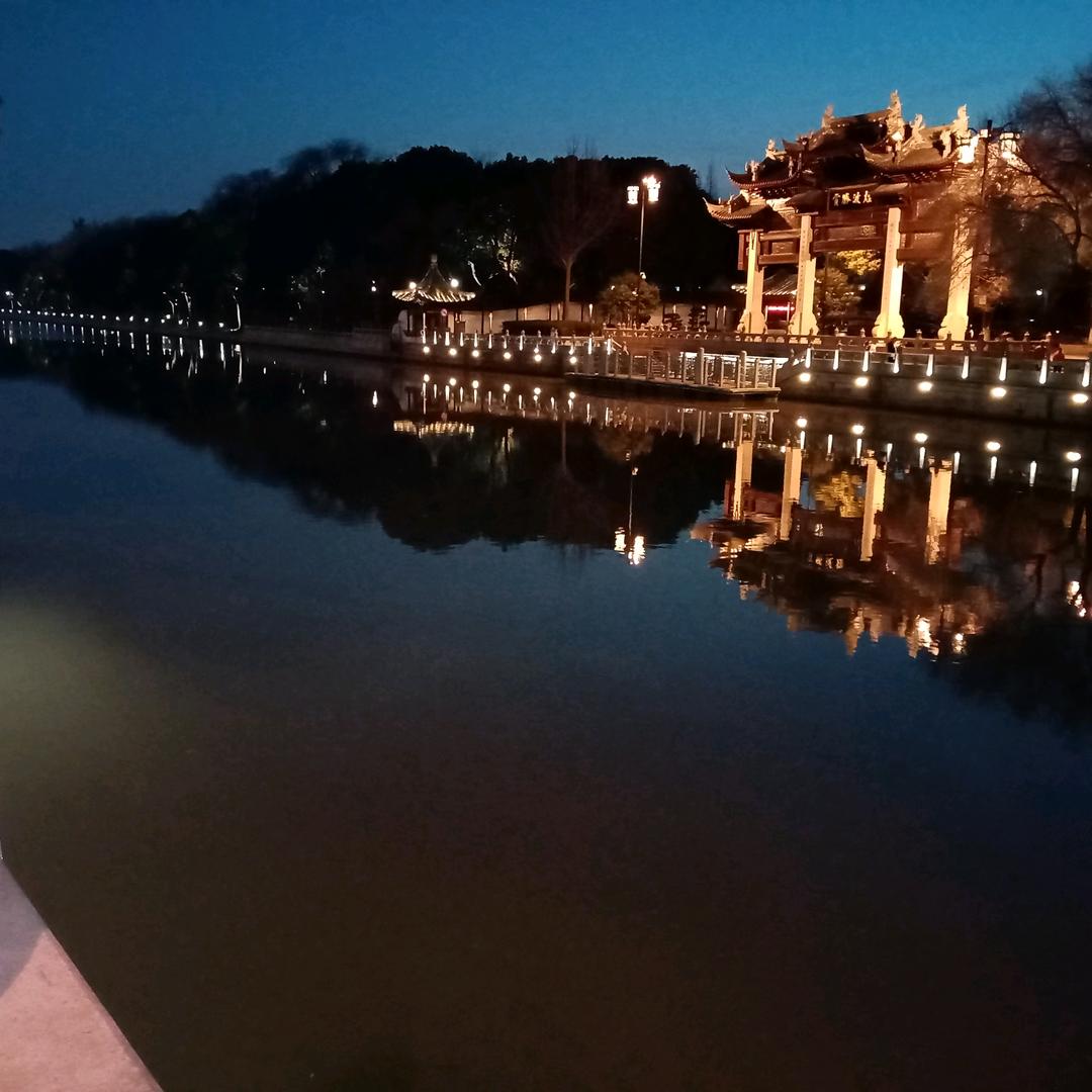 祥云龙腾手串饰品