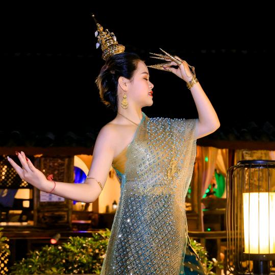 贵州酒姑娘