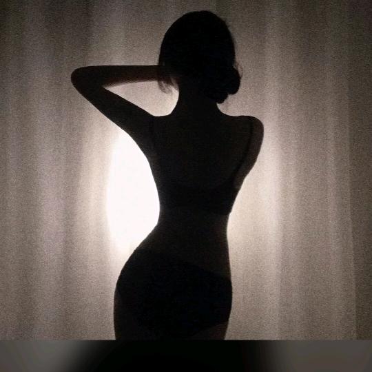 小爱.