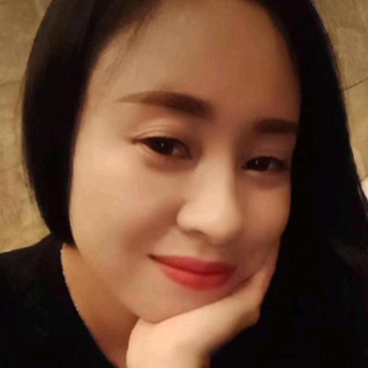 铭铭