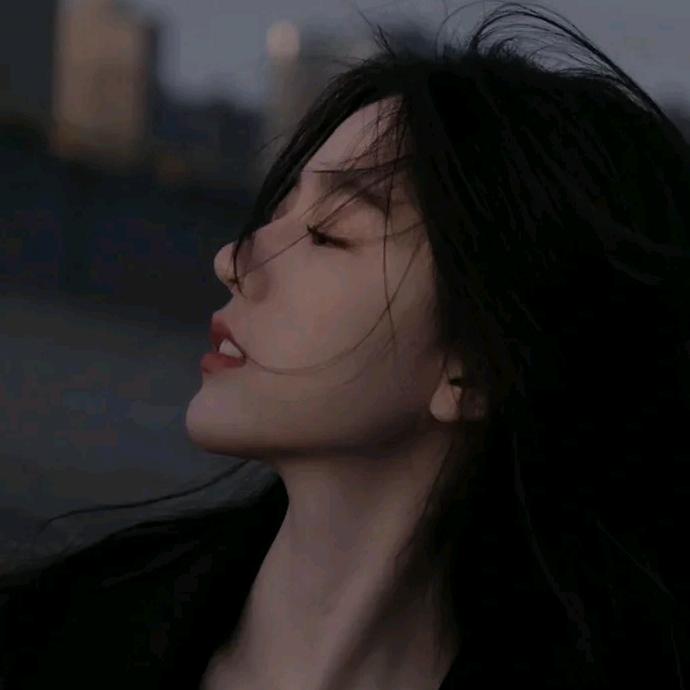 彩小姐