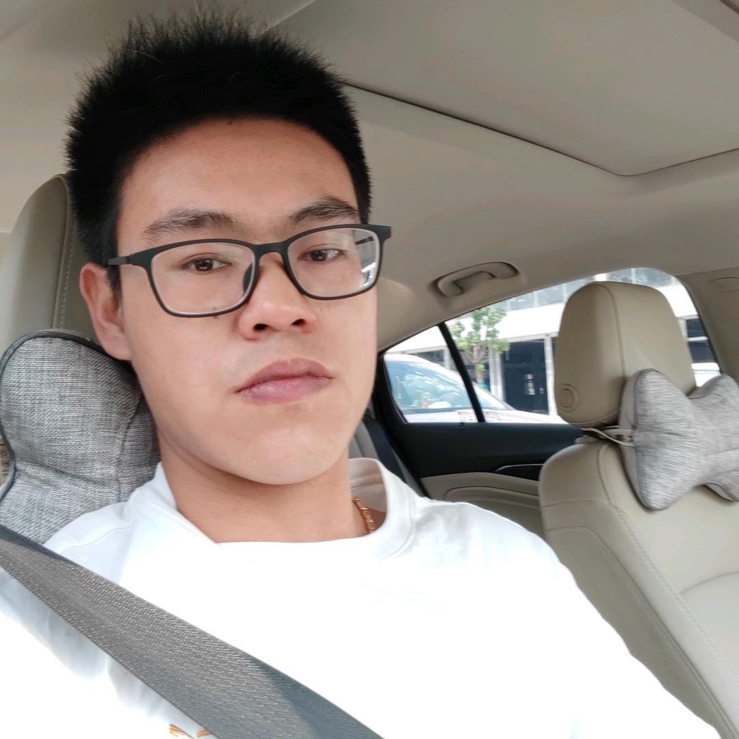 辉