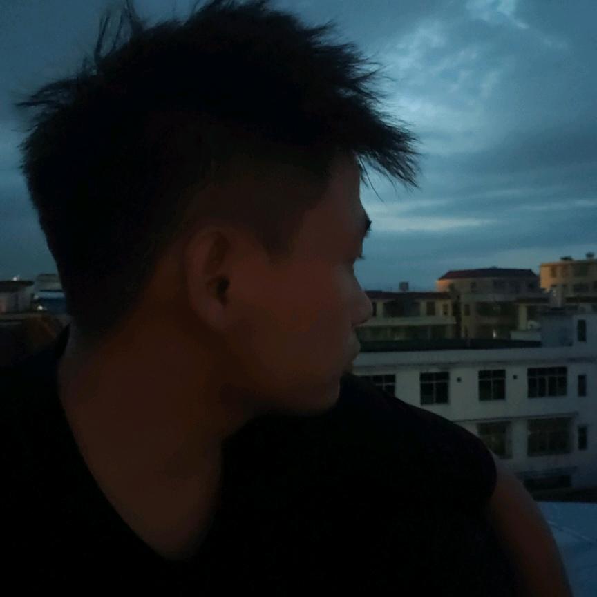 折花载酒少年事