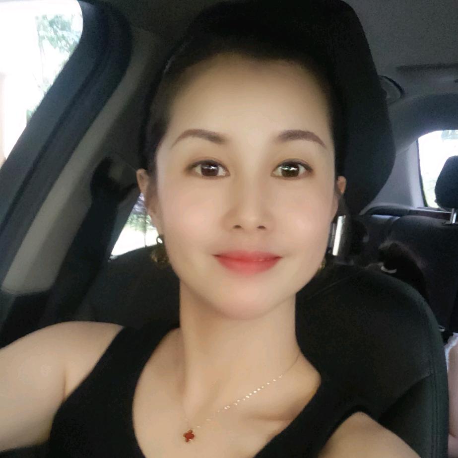 云儿穿搭