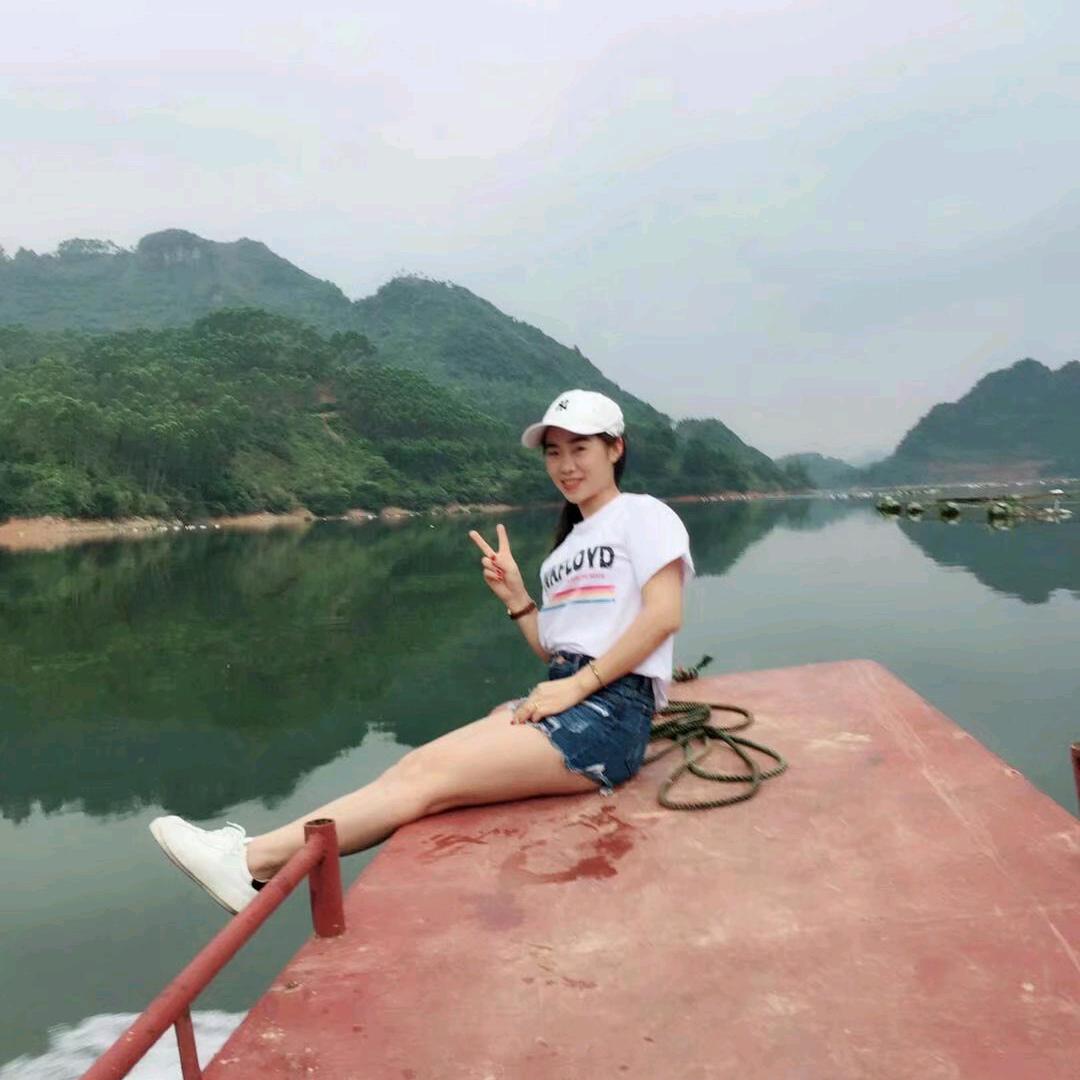 巴马乡村特产店菲儿