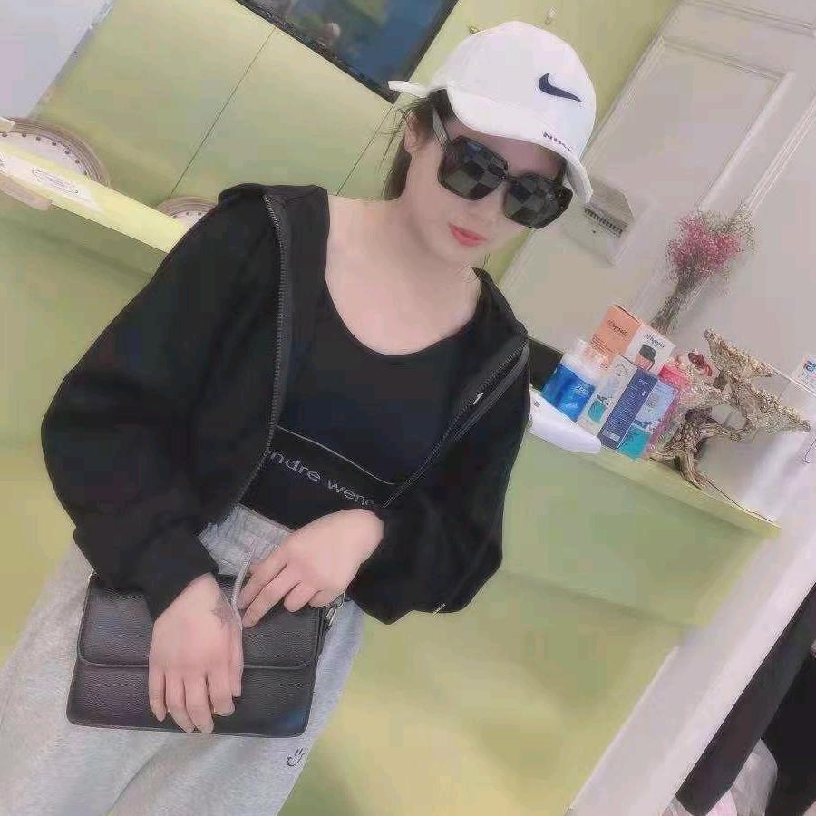 @爱吃百香果
